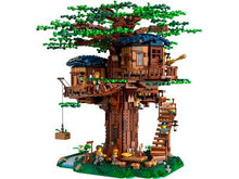 LEGO Ideas Tree House Playset Building Kit 21318